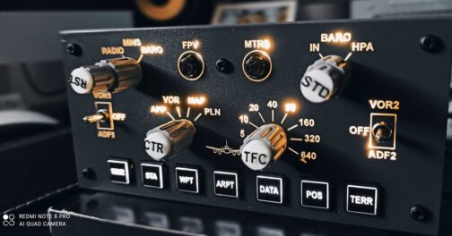 MODULO PLUG&PLAY EFIS 737-800 (X-Plane 11/12) (Old Version)